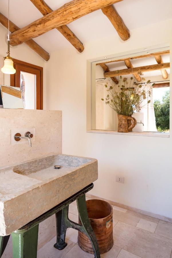 Albero Capovolto Bed and Breakfast Golfo Aranci Exteriör bild
