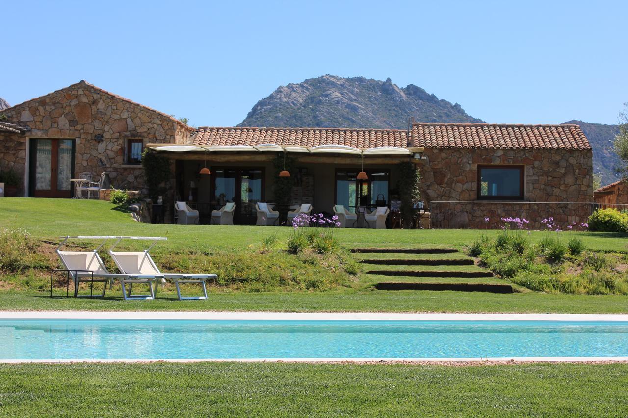 Albero Capovolto Bed and Breakfast Golfo Aranci Exteriör bild